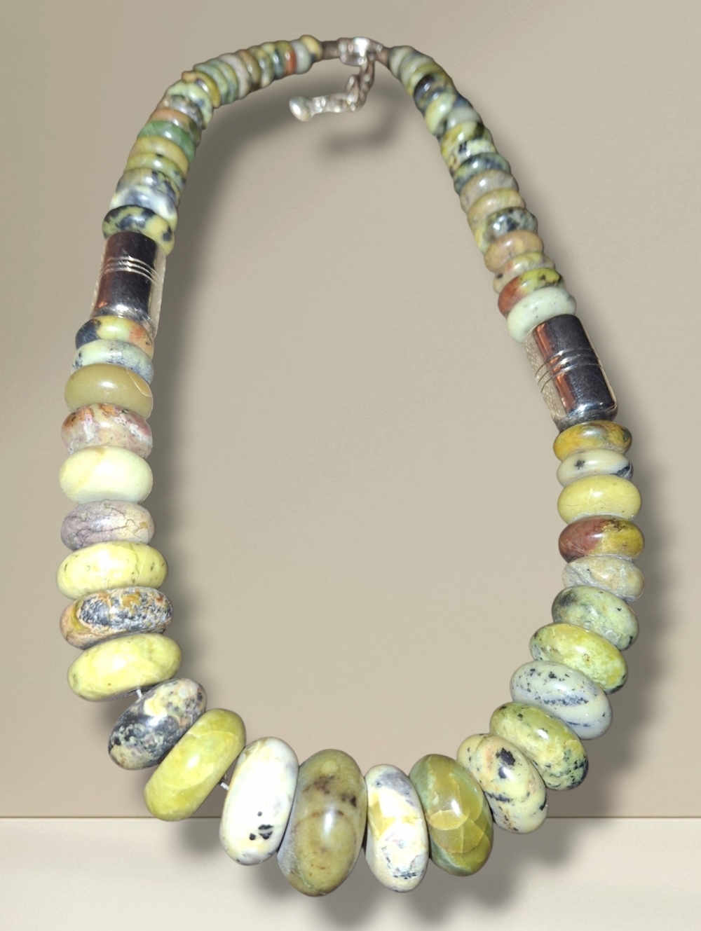 Signed Sterling Silver Olive gemstone graduated vintage Necklace